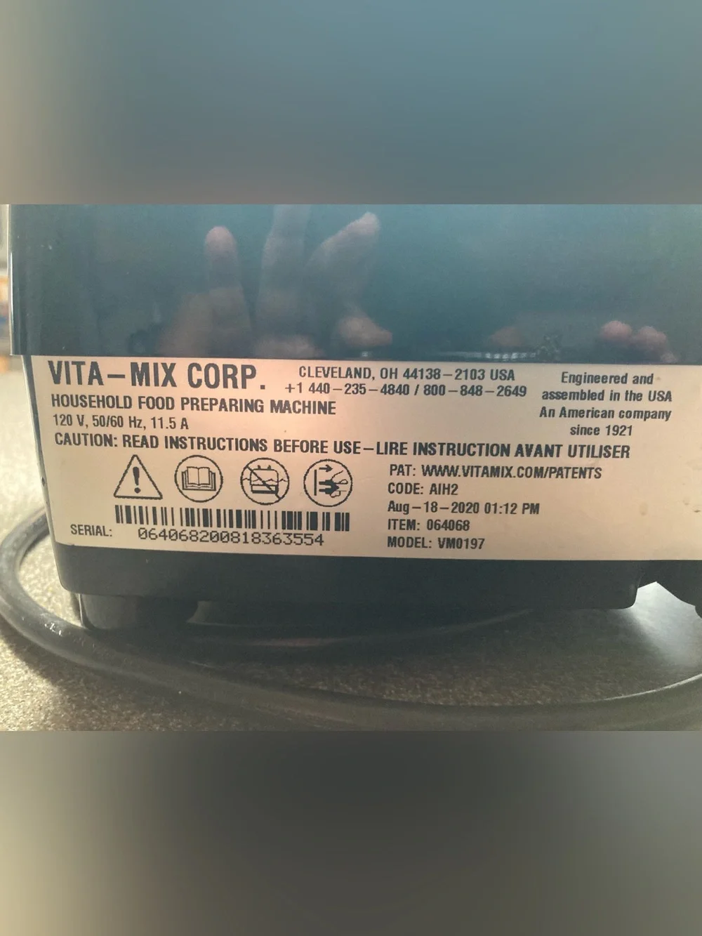 VITAMIX Professional Blender with pitcher and lid